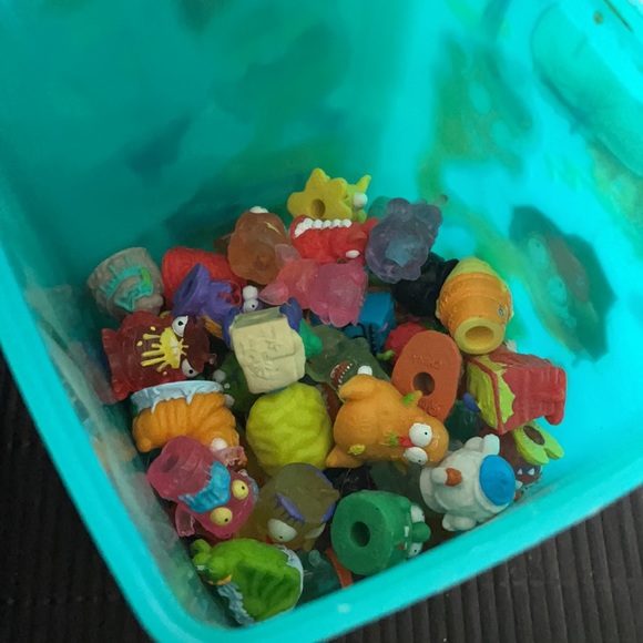 Trash packs - Picture 2 of 3